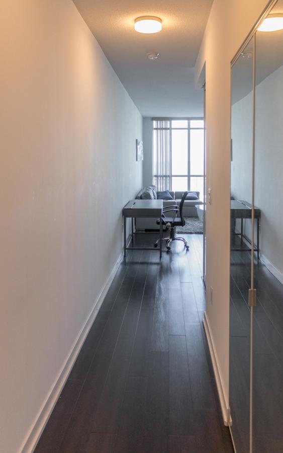 Downtown Toronto Luxury Condo Εξωτερικό φωτογραφία